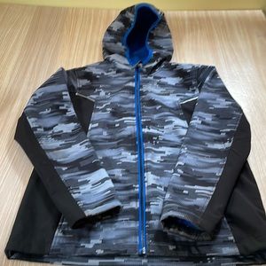 Free Country soft shell fleece lined jacket youth/kids grey/black camo-like